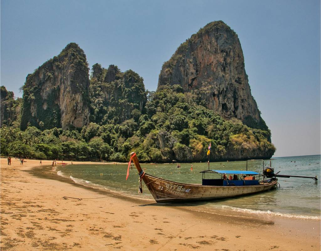 Beaches Perfect For Couples In Thailand-1