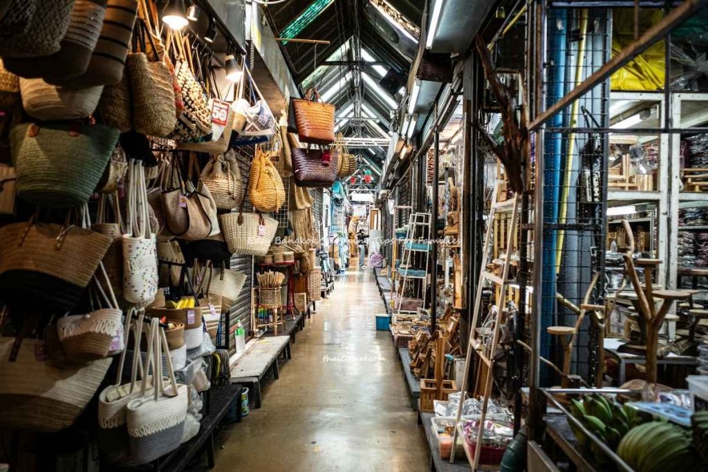 Easy Bangkok Shopping Tips For Families (1) Easy Bangkok Shopping Tips For Families
